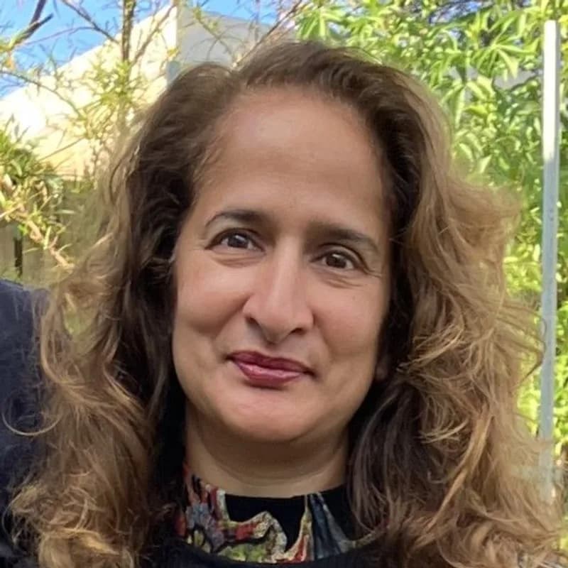 Andrea Fernandes, Advisory Board member